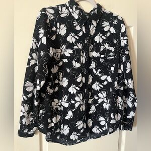 Alfani Black and White Floral Button-Up Shirt Long Sleeve Women’s Size Medium